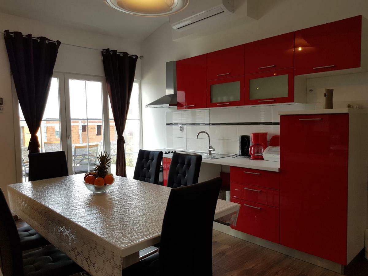 Apartment Jopa 希贝尼克 外观 照片