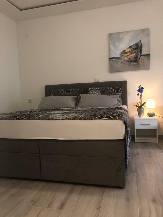 Apartment Jopa 希贝尼克 外观 照片