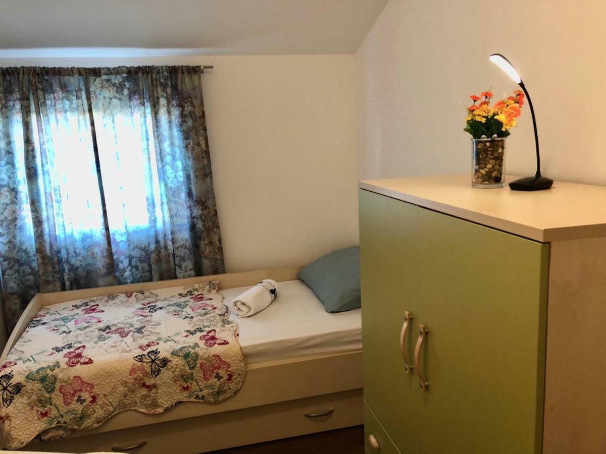 Apartment Jopa 希贝尼克 外观 照片